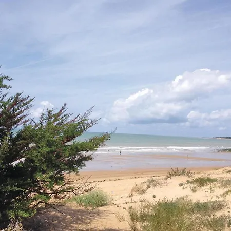 In Sur La Tranche-sur-Mer